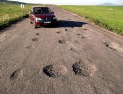 Kars yolunda ilkel görüntü
